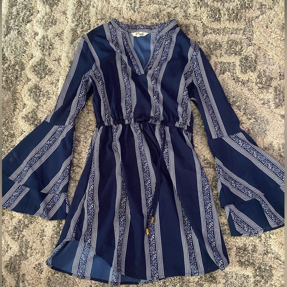 Blue white dress. With paisley print.